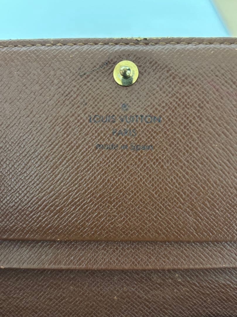 Louis Vuitton モノグラム 二つ折り財布 ビエ トレゾール