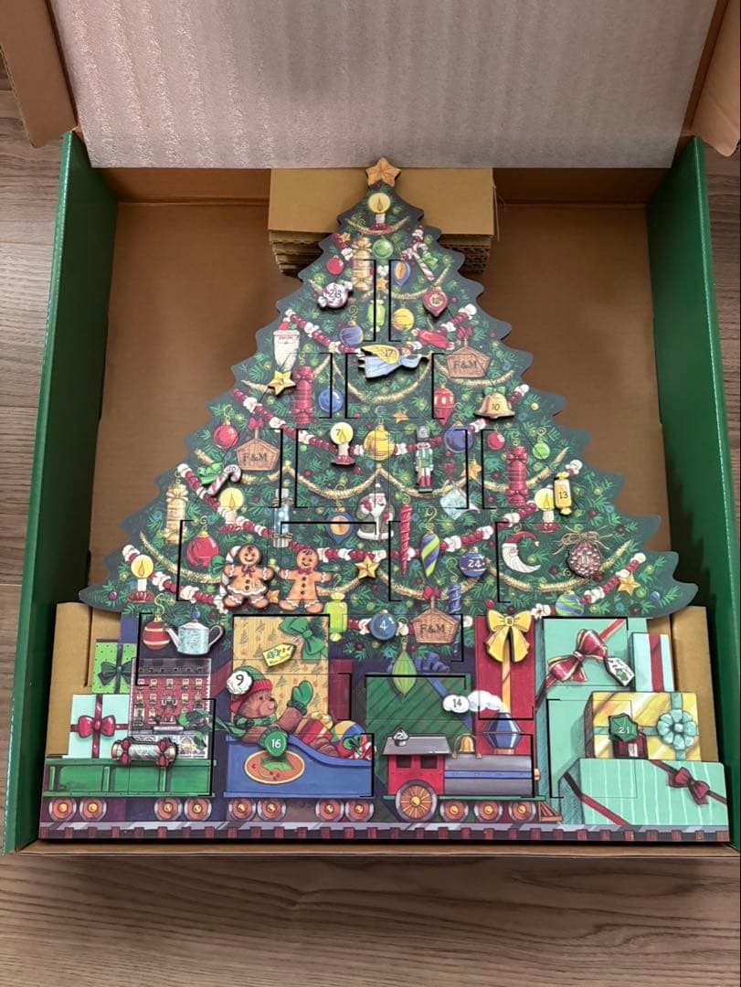 クリスマス Fortnum's Christmas Tree Advent Calendar