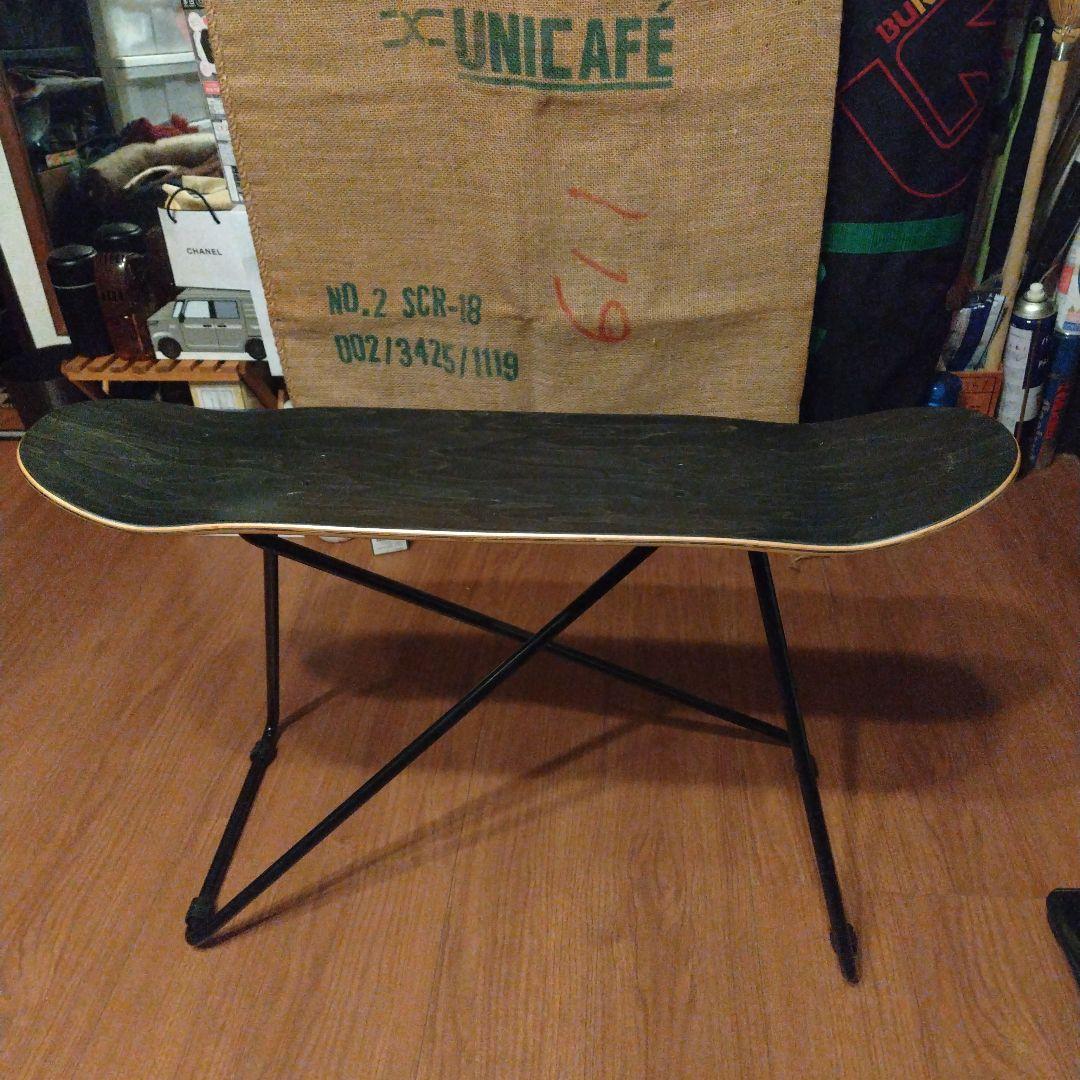 スケートボードテーブル