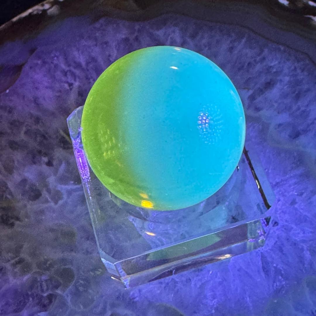 ブルーアンバー　メキシコ産　◇琥珀（こはく）◇丸玉　約24.8㎜