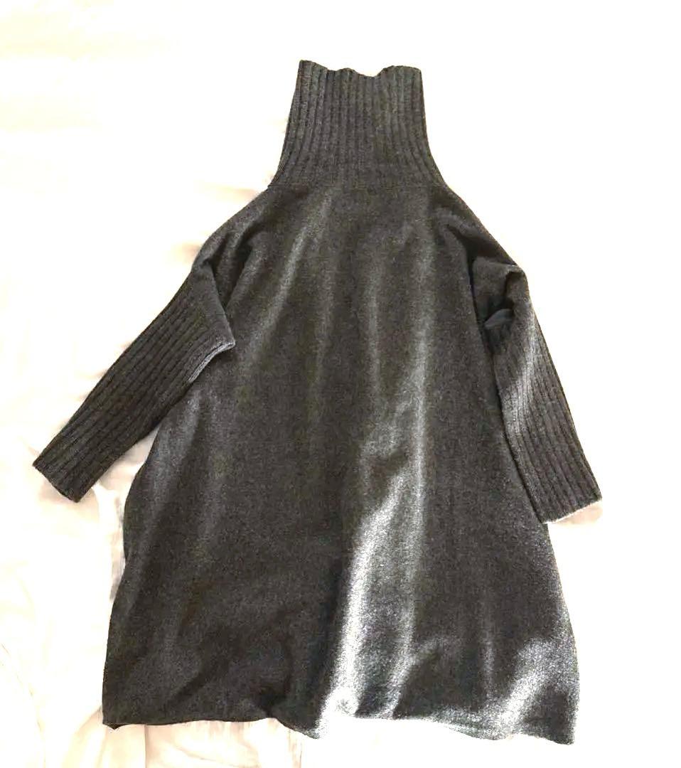 アニオナ Agnona ホワイトカシミヤ ダークグレー ニット ボタン付き