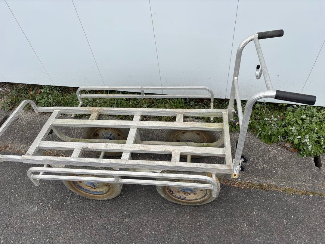 ハラックス 愛菜号 CH1334N アルミ製 ハウスカー 収穫台