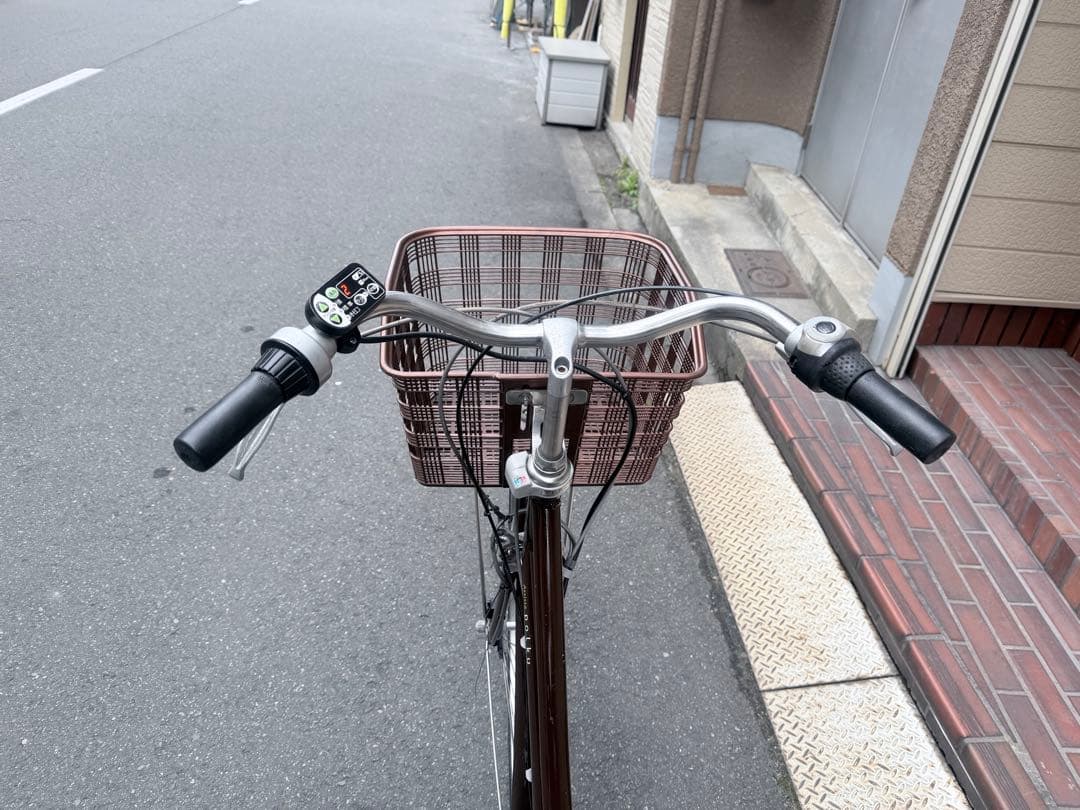 大阪府　ブリヂストン　 電動アシスト自転車 ブラウン　26インチ