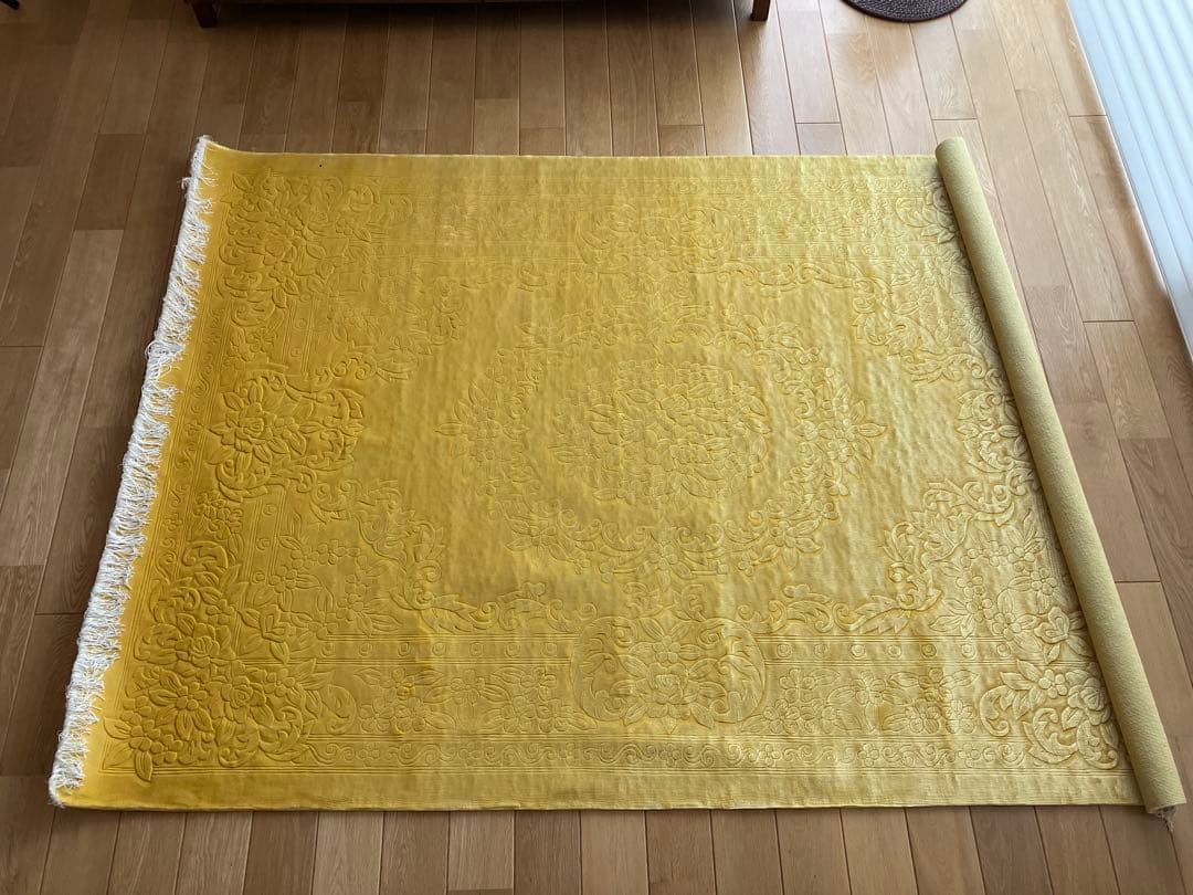 【段通】【絨毯】絹 花柄 未使用