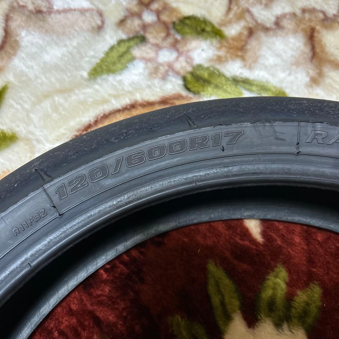 23年　ブリヂストン R11 ST600 中古タイヤ 前後セット