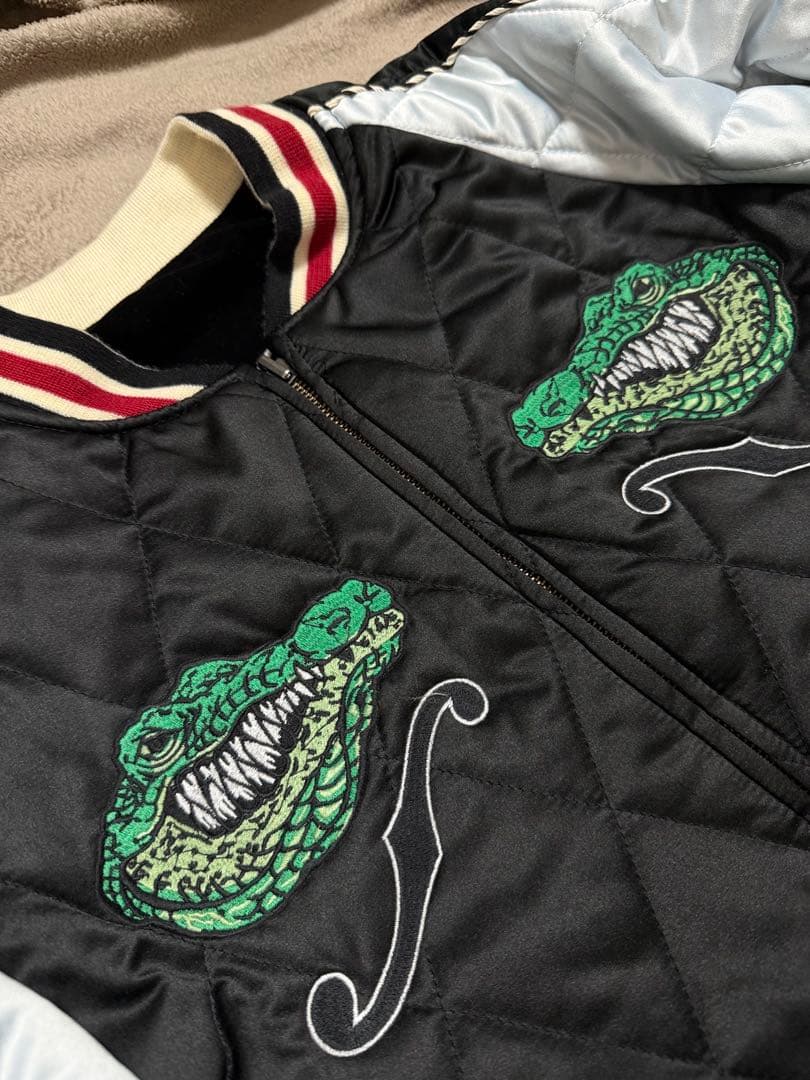 未使用近 ２面用 別珍 BILLVAN 鷲龍 日本限定スカジャン サテン 美品