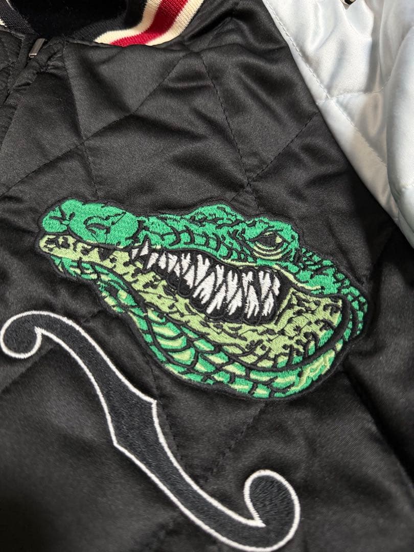 未使用近 ２面用 別珍 BILLVAN 鷲龍 日本限定スカジャン サテン 美品