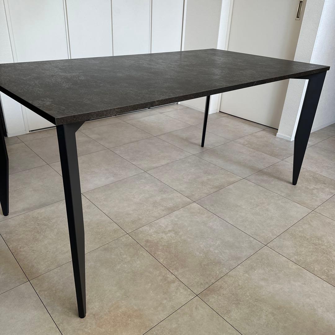 グラフテクト ダイニングテーブル メルクリオ