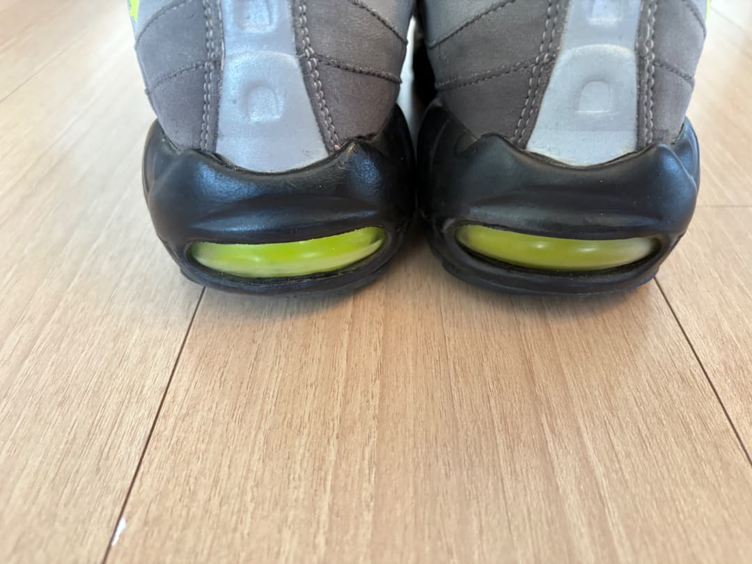 靴 NIKE AIR MAX95 NEON