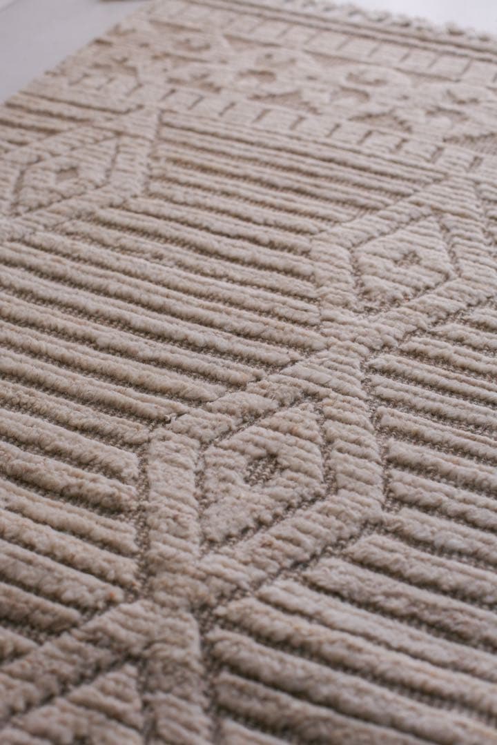 205×148 モロッコ　ベニワレン　新品　ウール　生成り