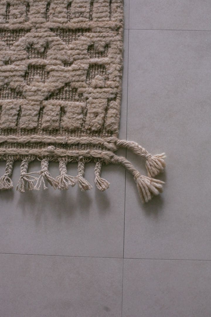 205×148 モロッコ　ベニワレン　新品　ウール　生成り