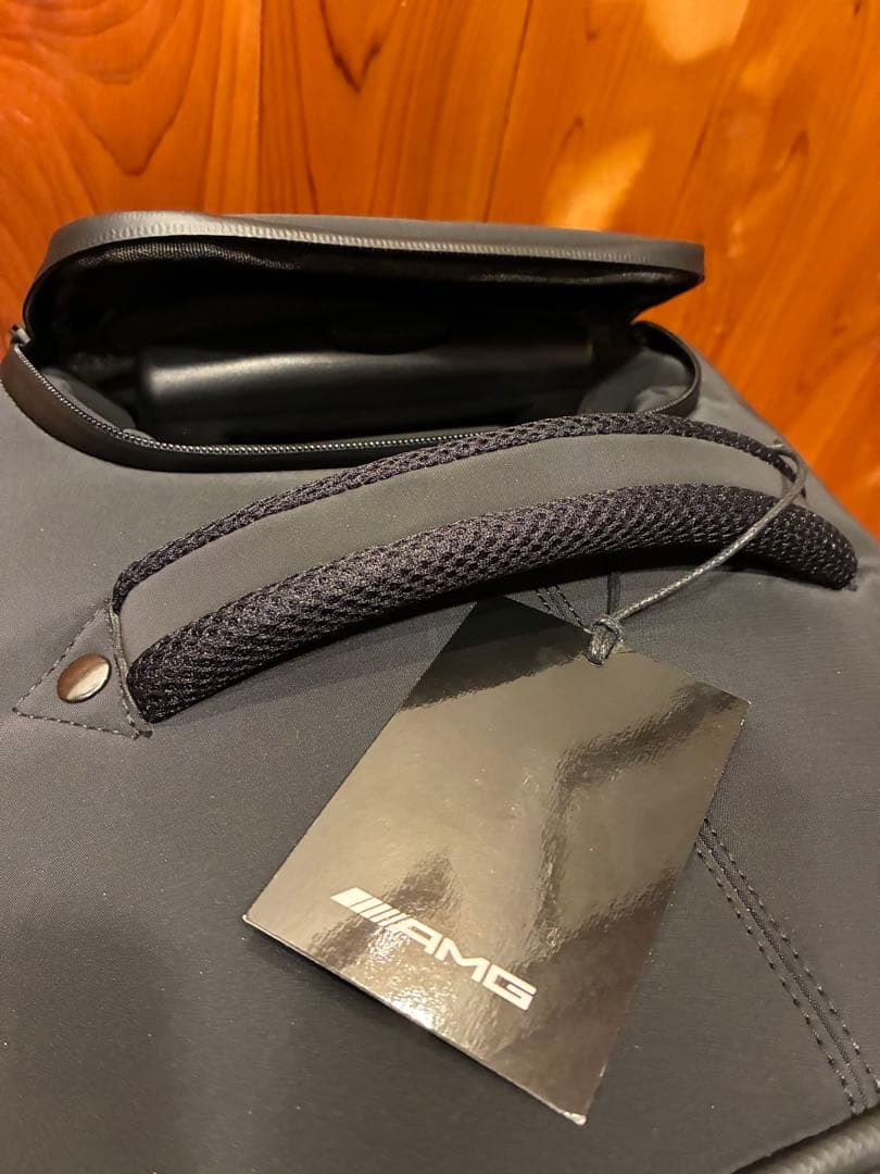 新品AMG ロゴ入キャリーバッグ☆彡