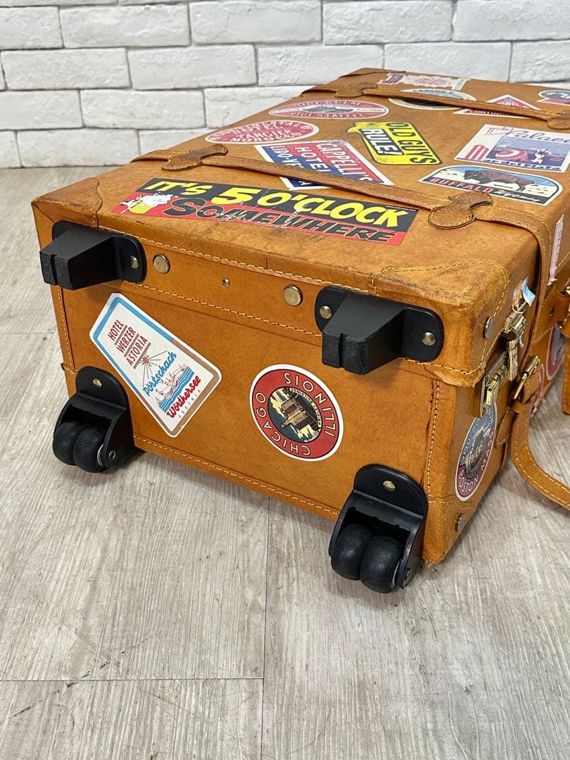 【東京都23区配送無料】スーツケース　旅行　トラベル　キャリーケース　ビンテージ