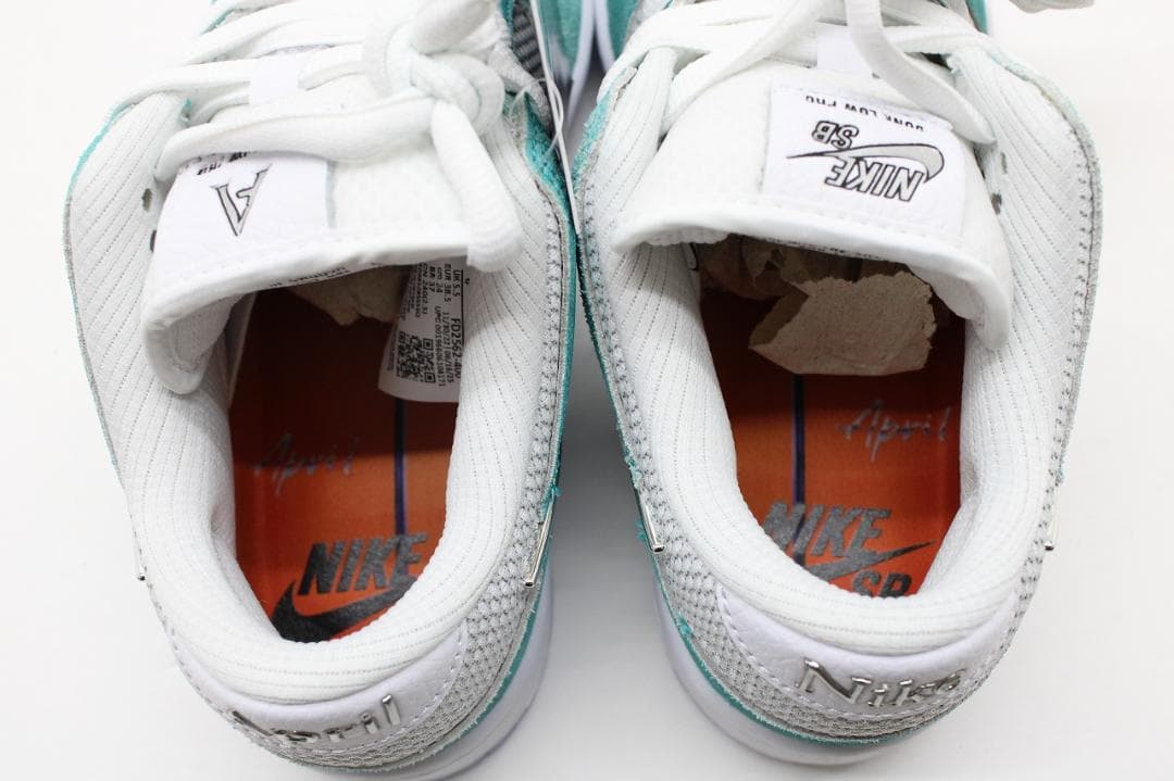 ナイキ SB ダンク ロー プロ QS 77-JY2505-89