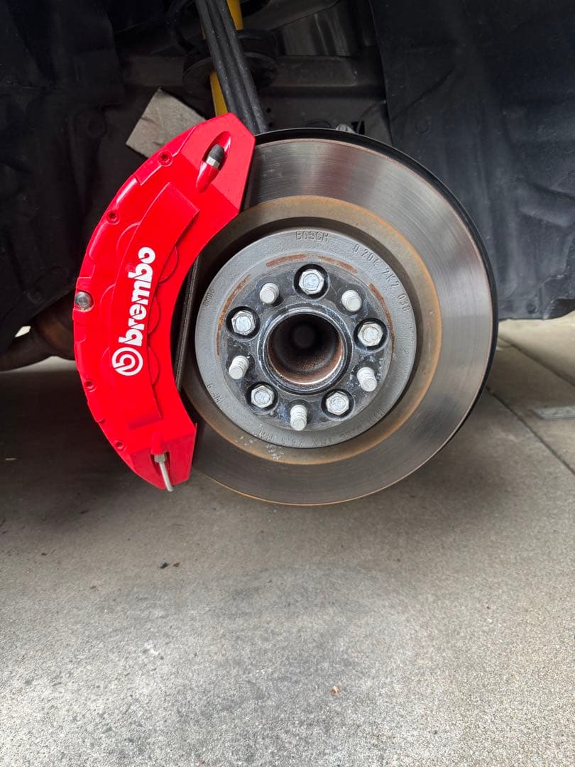 ダッジ　チャレンジャー　キャリパーカバー