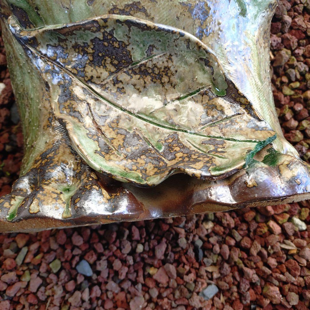 信楽焼　手作り出目笑い立ち蛙　(特大) 　蛙　カエル　かえる