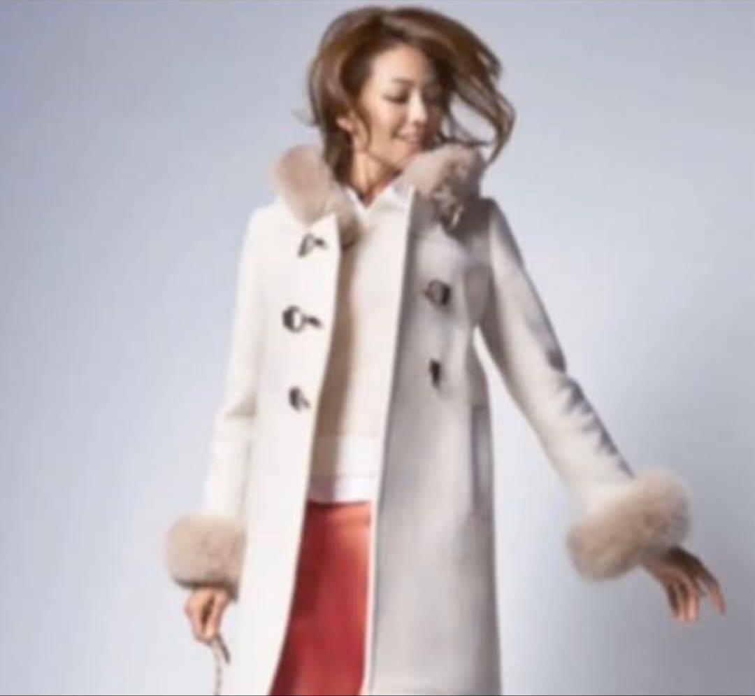 新品ジャスグリッティ ビット付きダッフルコート　フォックスファー　ウールコート