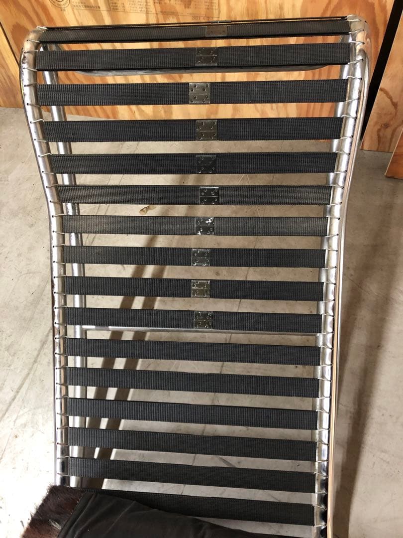 ル・コルビジェ LC4 カウスキン ソファ リプロダクト 現状販売