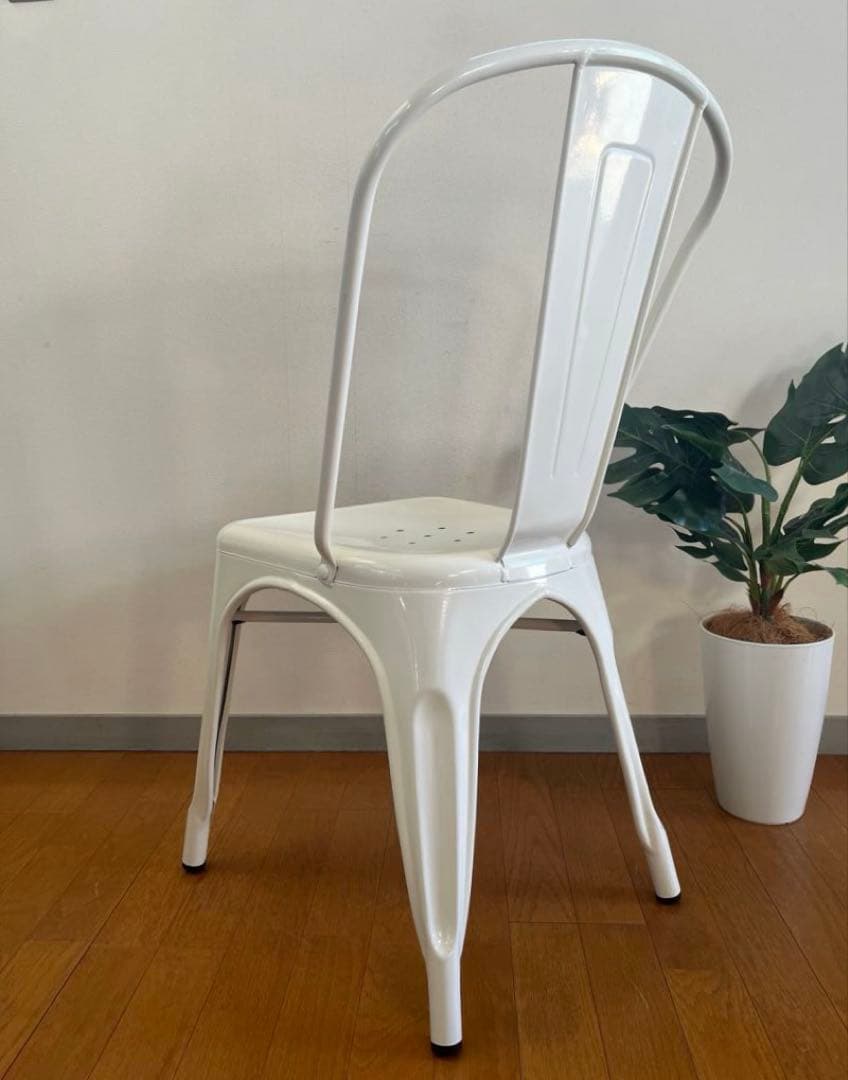 Aチェア　③ リプロダクト インダストリアル　フランス　名作　カフェ　モダン　白