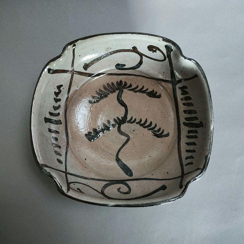 中里隆　唐津焼器(２ケ一括)　 唐津刷毛目碗、絵唐津四方鉢