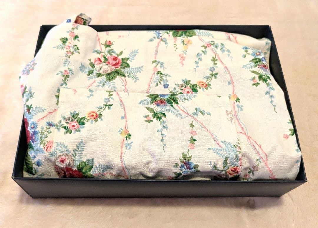 Ralph Lauren 花柄エプロン 箱付き　多機能ポケット付き　タグ付き