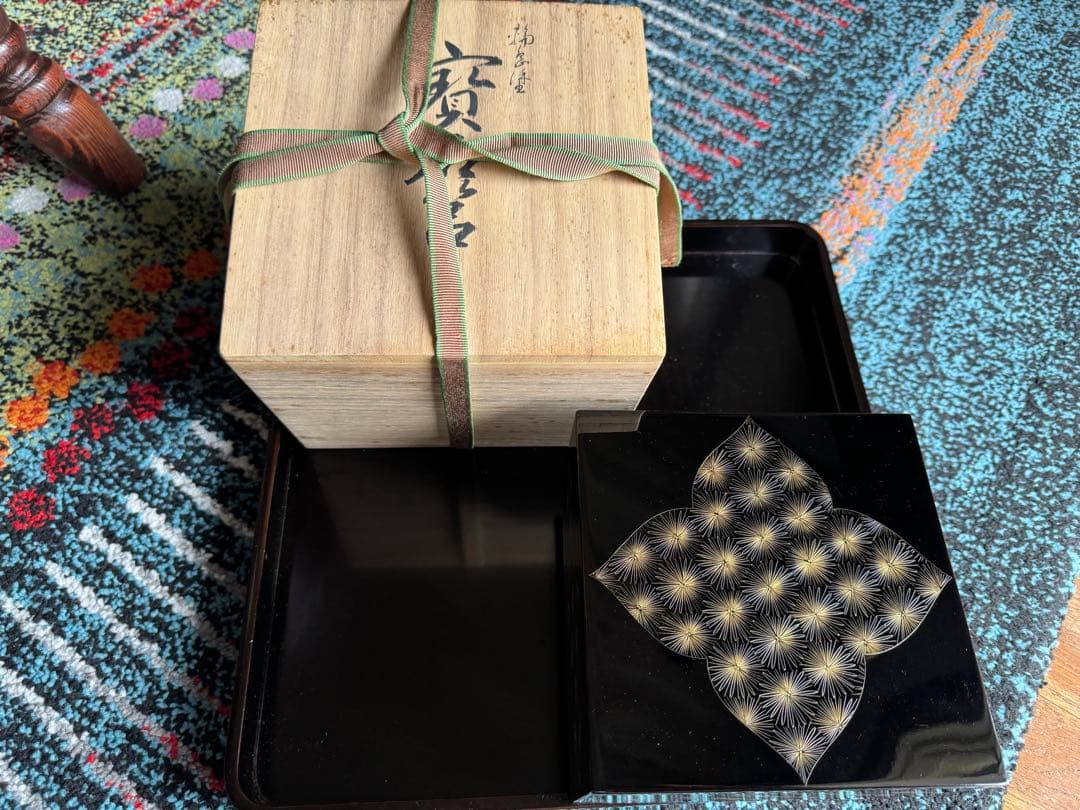 輪島塗（重要無形文化財）高級宝箱　　　　　　前志芸男　作品