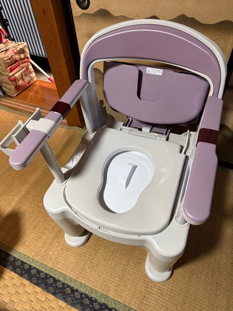 panasonic ポータブルトイレ・ラフィーネ