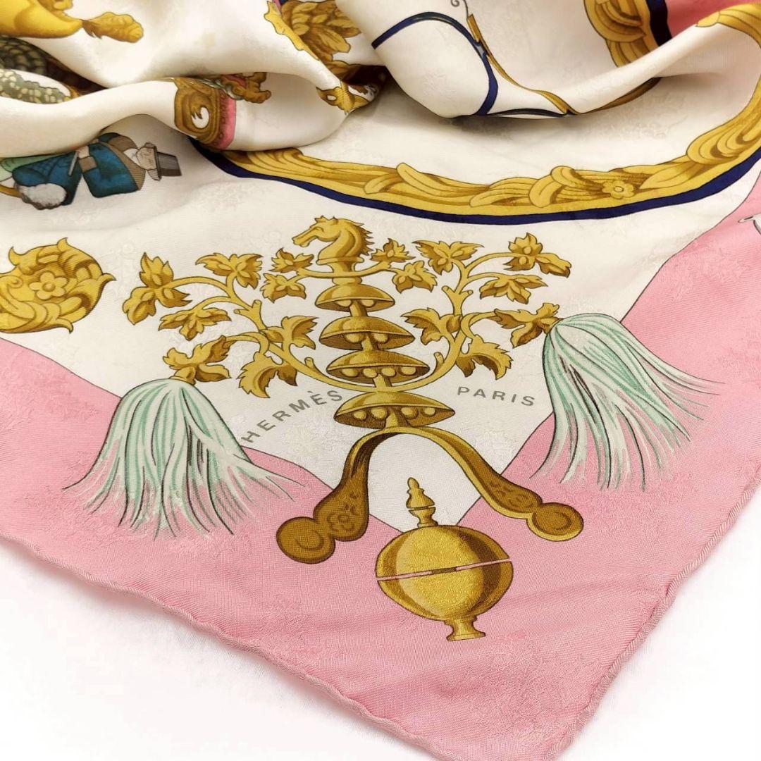 266 HERMES スカーフ カレ90 Plumes et Grelots