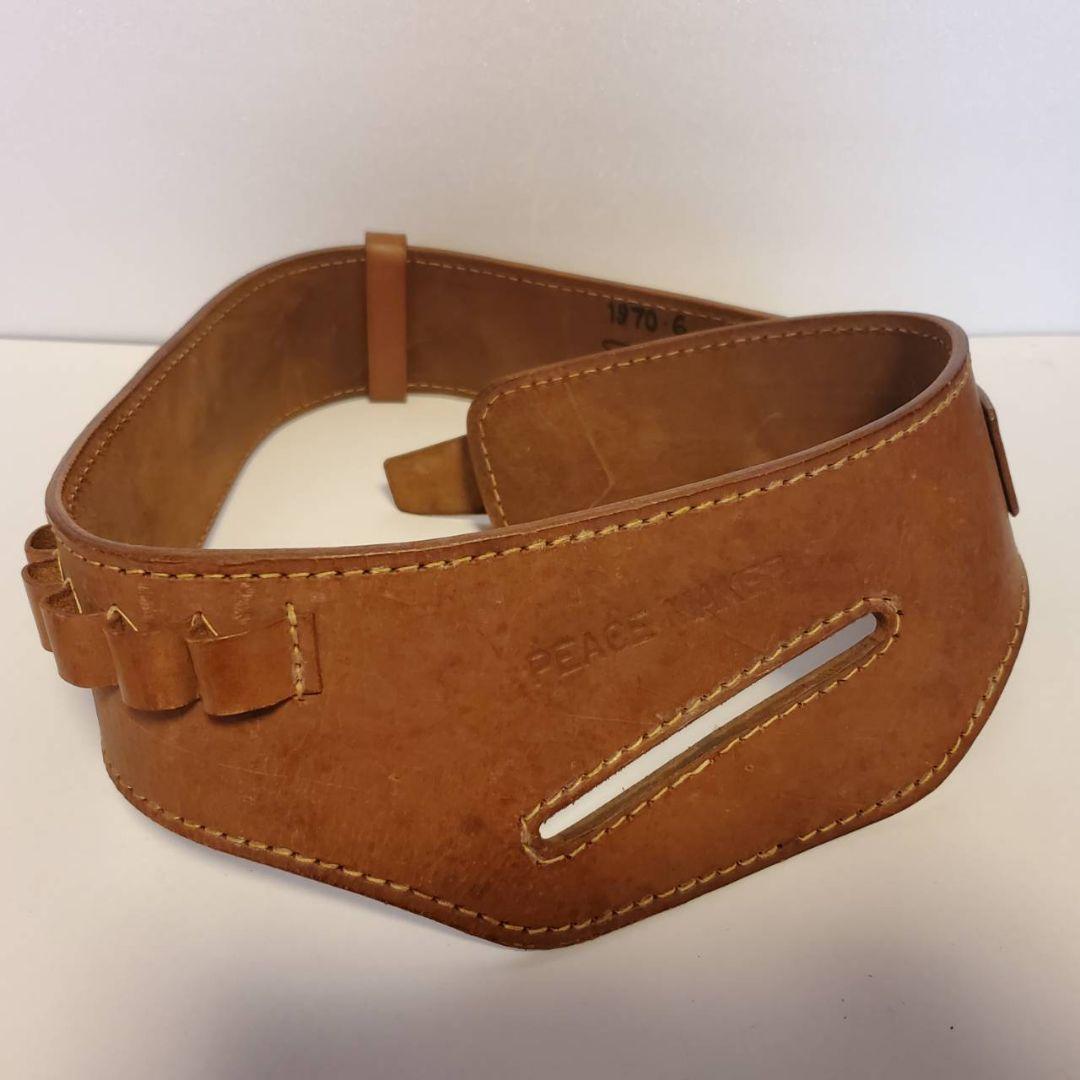 ホルスター、ガンベルト　本革