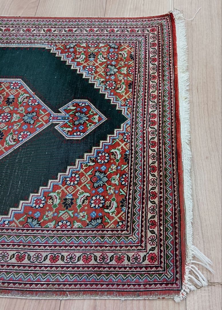 専用Y3250 ペルシャ絨毯 クム産 シルク100% 手織り90万ノット