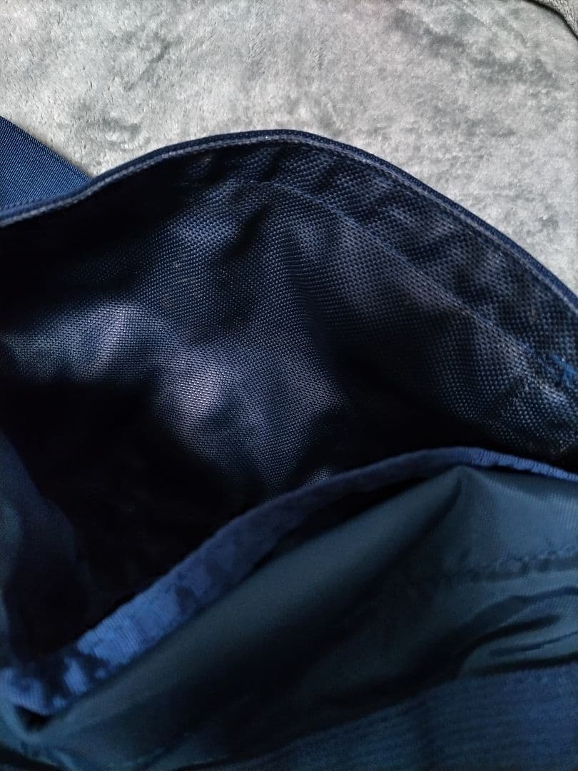 美品　ブリーフィング　ビームスプラス別注　メッセンジャーバック　ネイビー