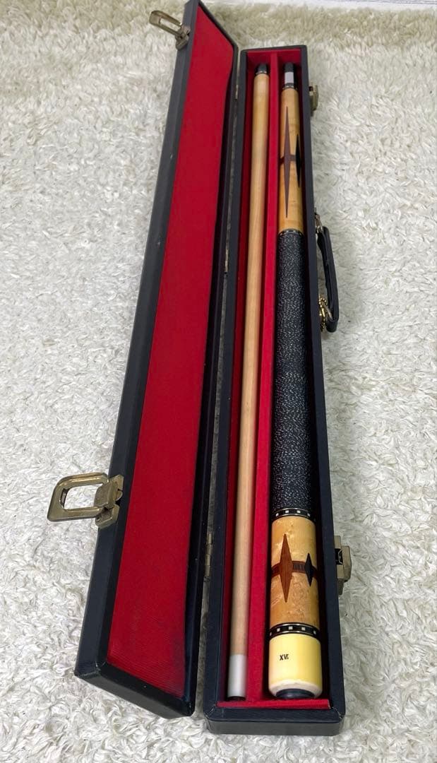 ルカシー Lucasi ビリヤードキュー XVI ハードケース付き