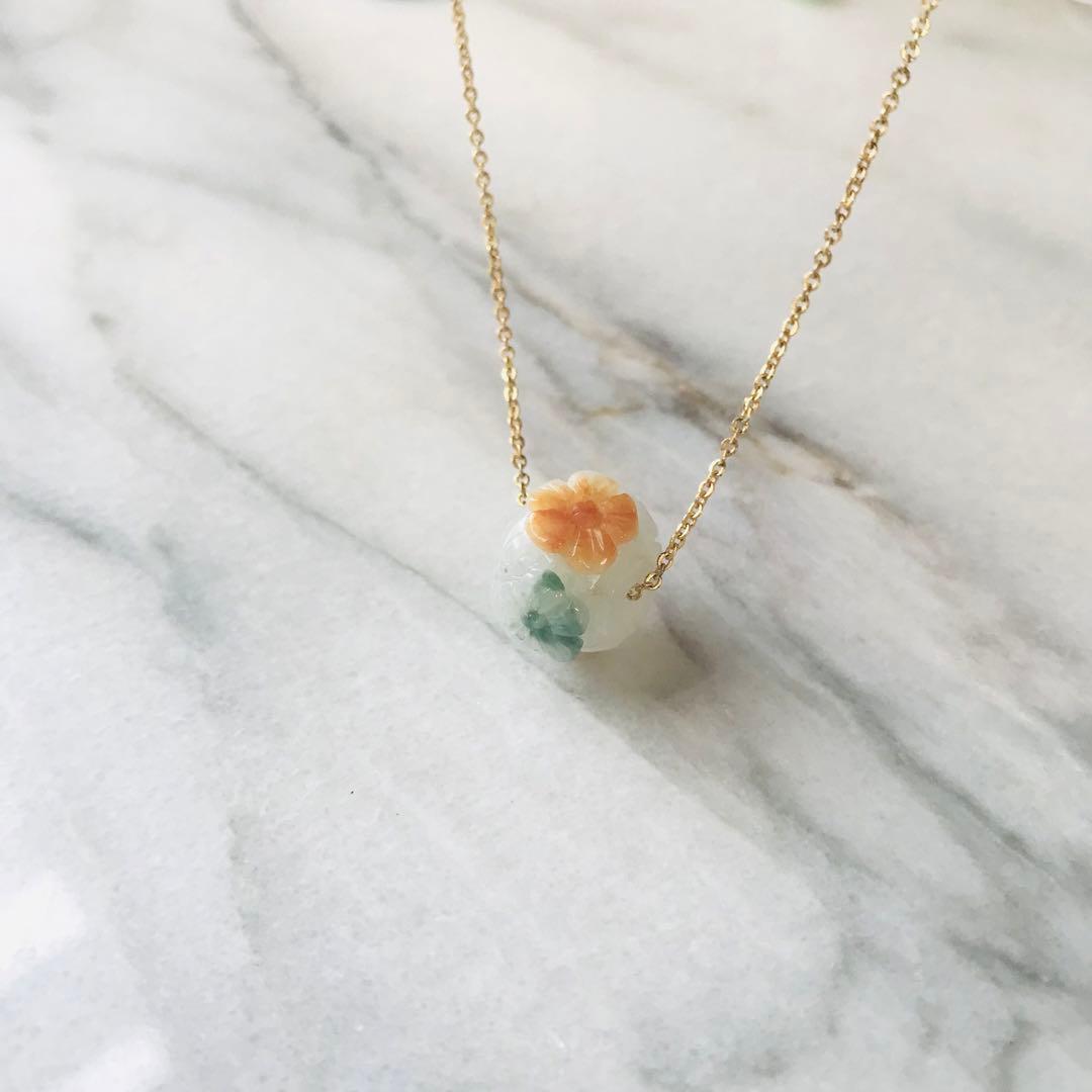 [P229-008］翡翠　ペンダントトップ　ミャンマー産　カービング