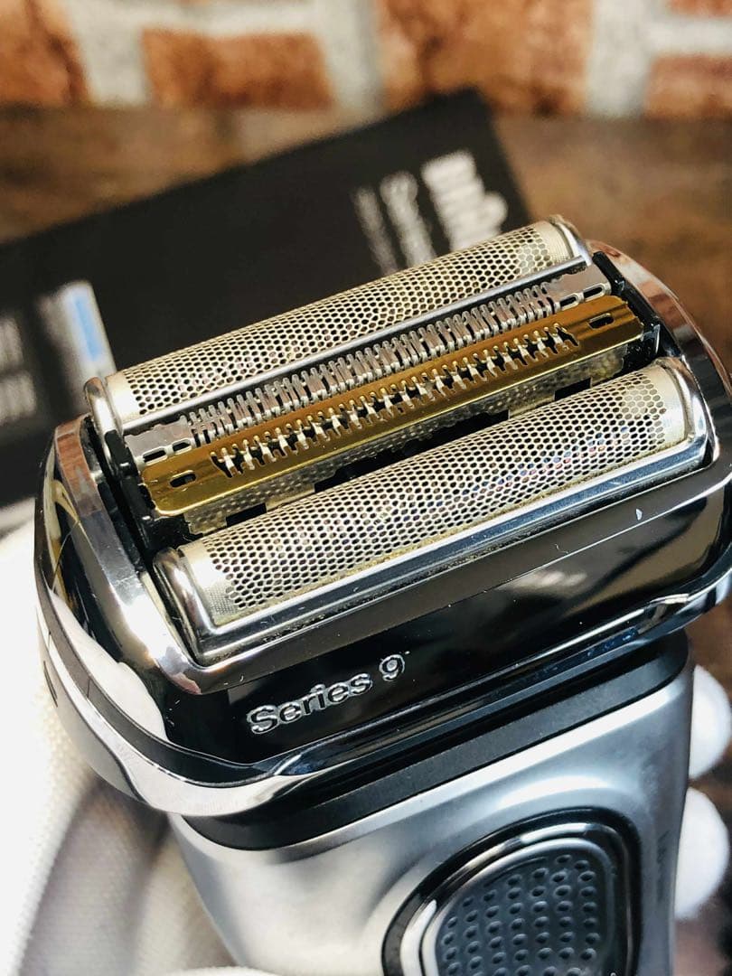 【ころてん】BraunSeries9 9260sメンズ電気シェーバー