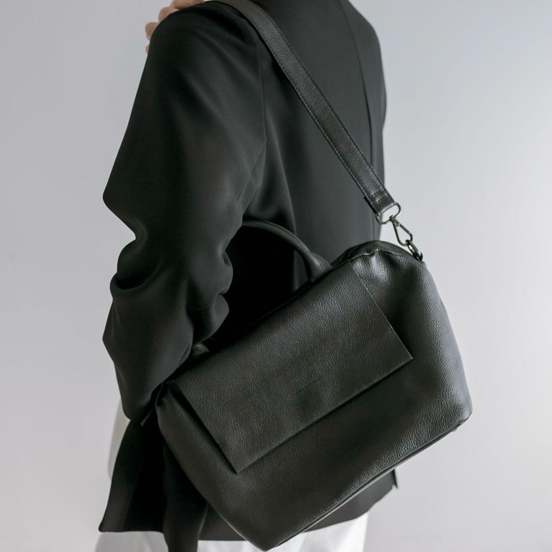 美品ear PAPILLONNERイアパピヨネ本革レザーフラップ2WAYバッグS