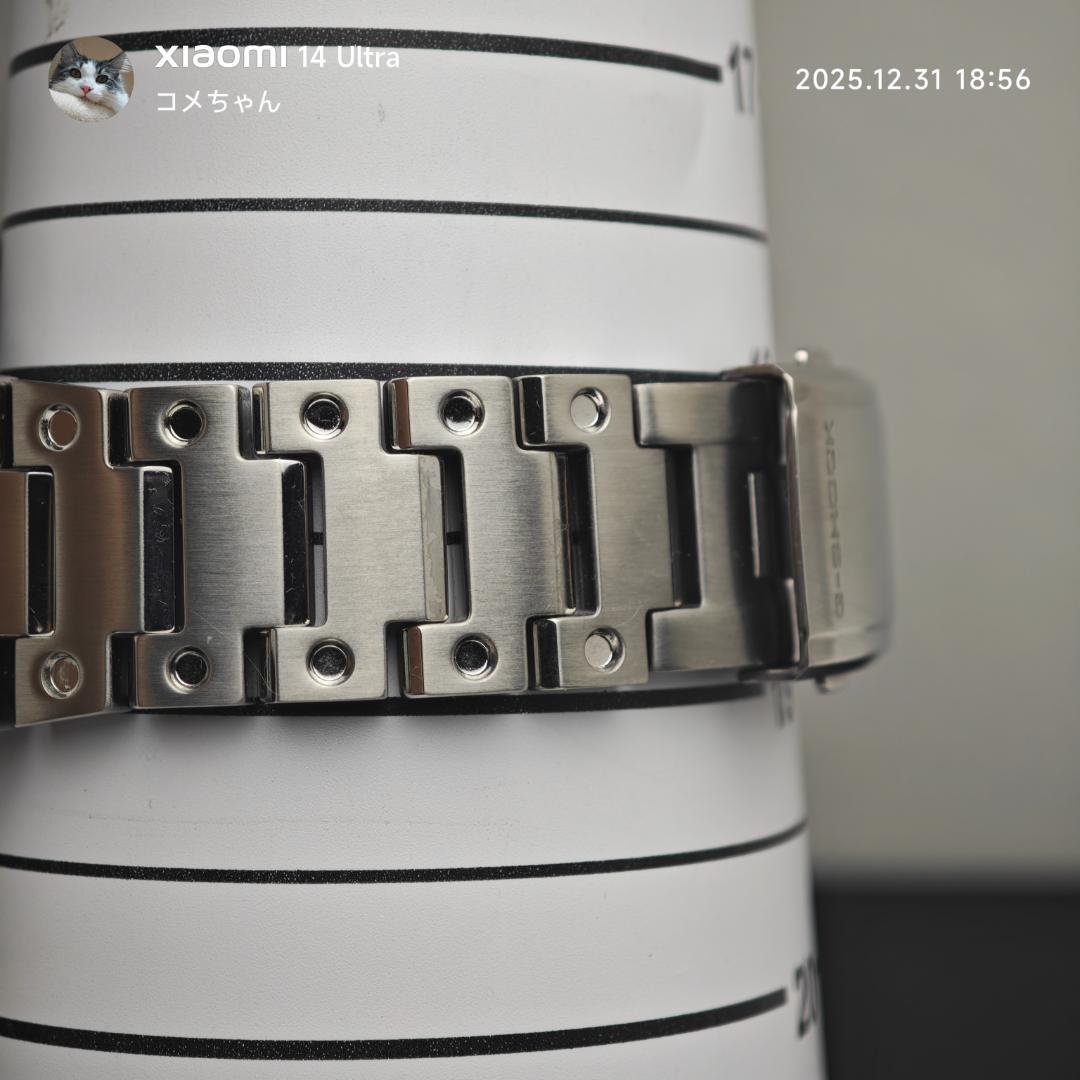 【美品】カシオ G-SHOCK　GM-B2100D-1AJF