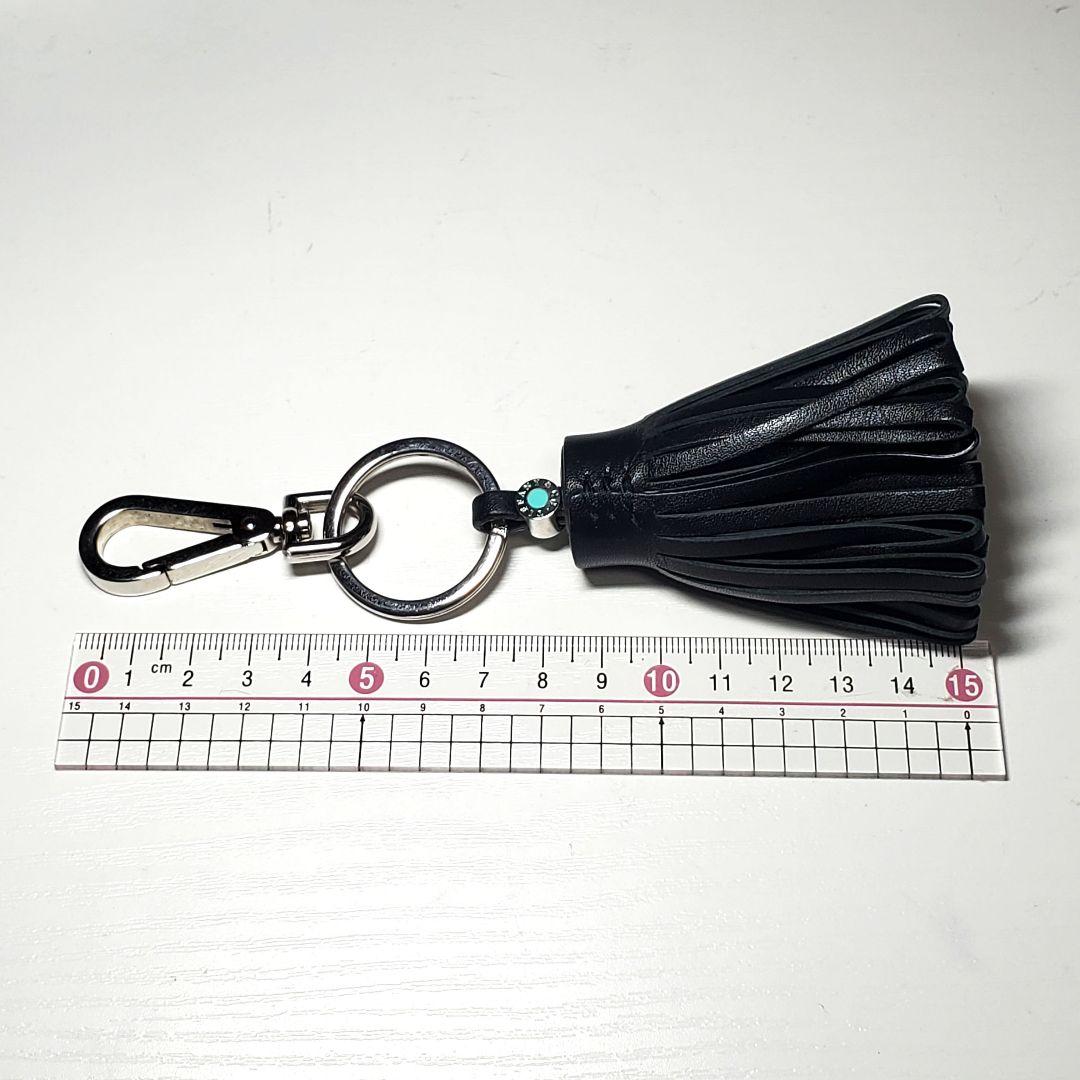 【美品】ティファニータッセルキーホルダー バッグチャーム 黒レザー〈K-004〉