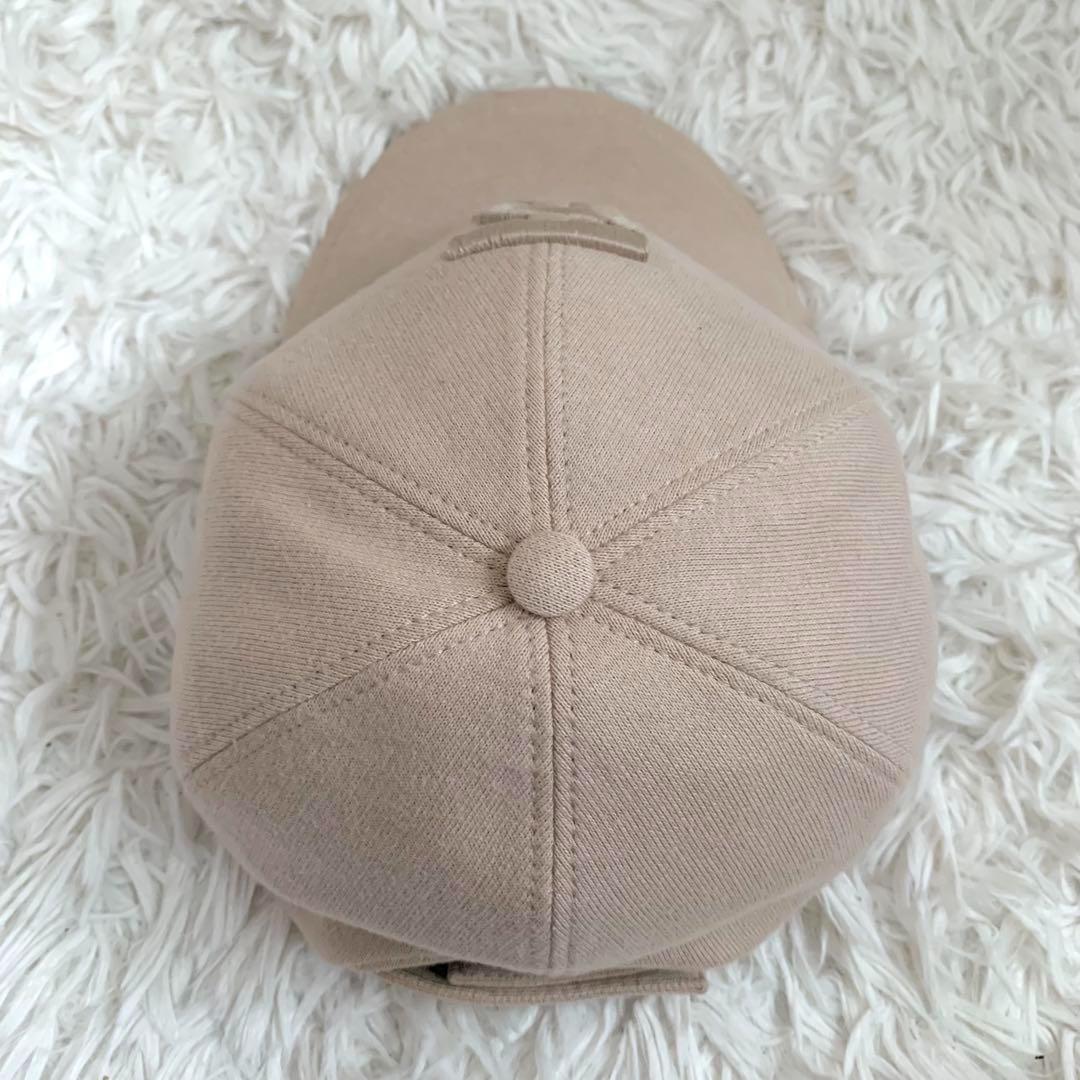 未使用級✨バーバリー 現行 キャップ TBロゴ 刺繍 ベージュ ユニセックス