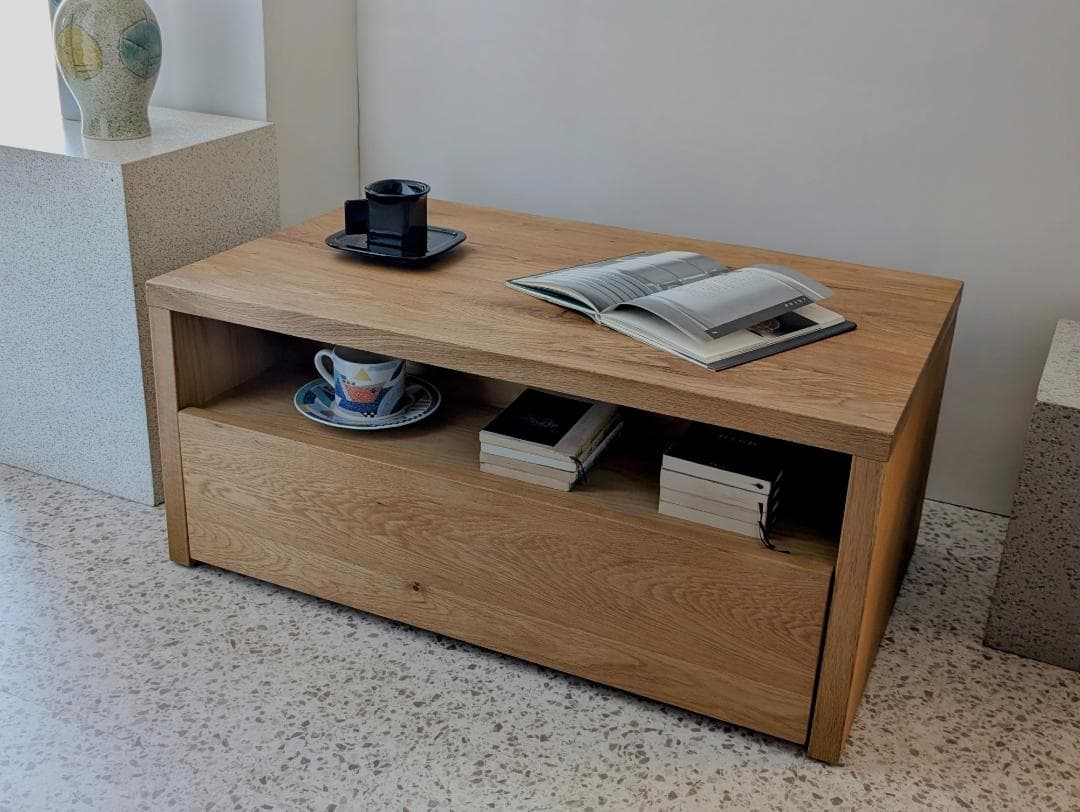 USED リビングハウス オーク 無垢材 引出付き リビングテーブル 北欧