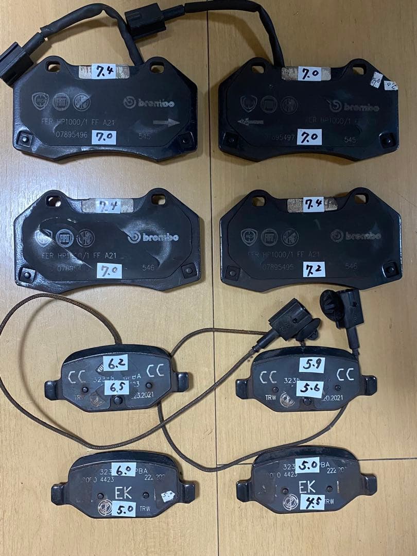 アバルト595 コンペティツオーネ　純正ブレーキパッド前後セット　ブレンボ