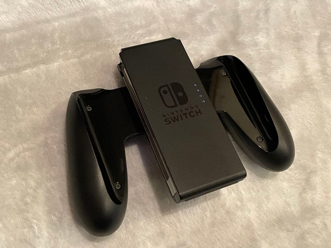 ニンテンドースイッチ 赤/青 本体 周辺機器 保護ケース付き