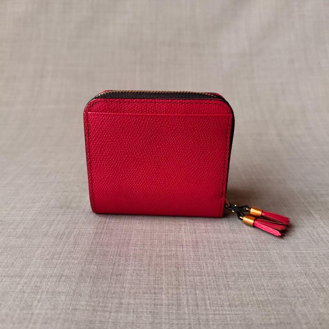 未使用 EPOI エポイ ラウンドファスナー 二つ折り財布 ピンク