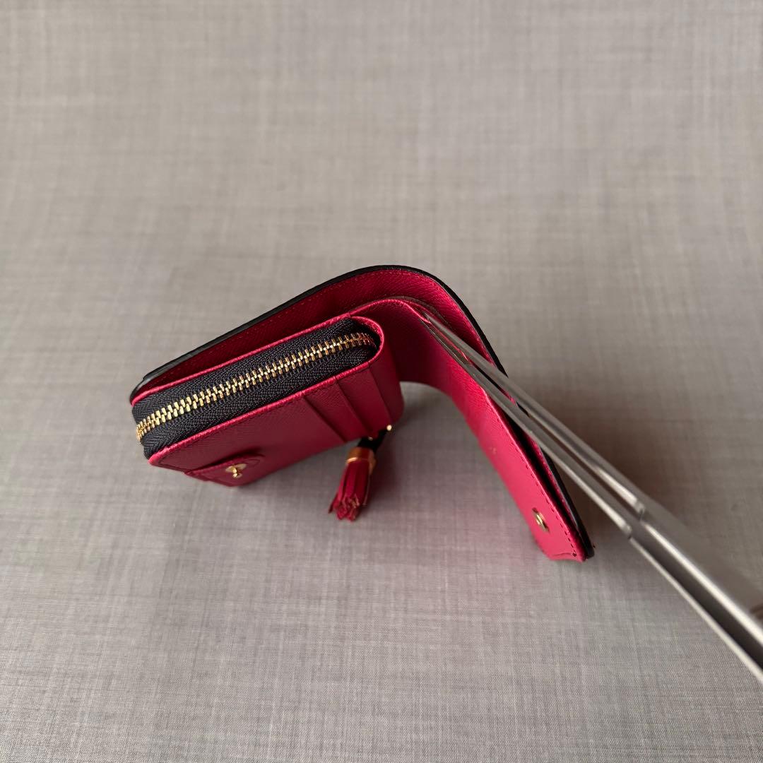 未使用 EPOI エポイ ラウンドファスナー 二つ折り財布 ピンク