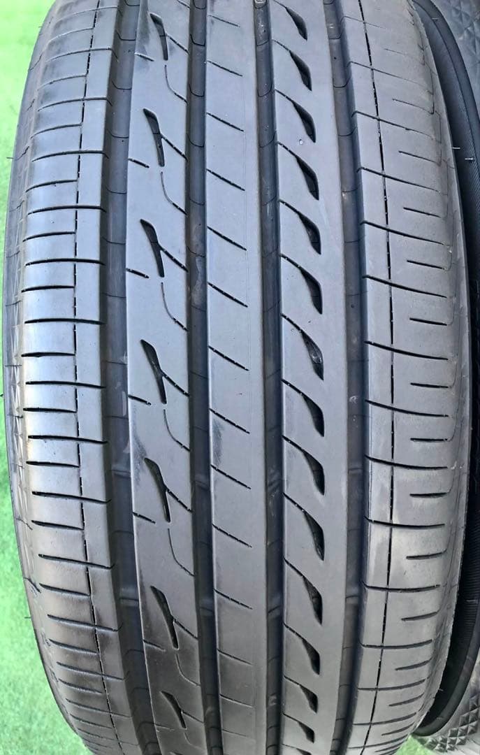 215/45 R17 BRIDGESTONE REGNO GR-XIII、24年