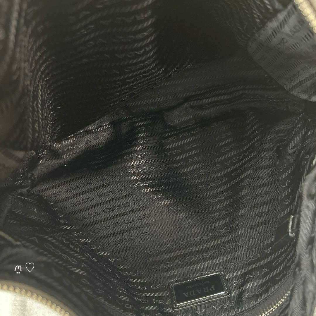 プラダ　ヴィッテロダイノレザーロゴショルダーバッグ　メッセンジャー　2VH165