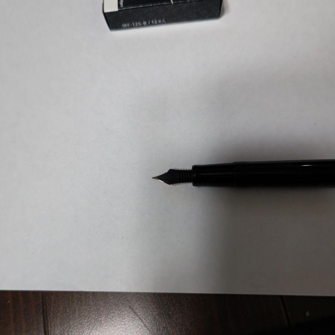 万年筆CUSTOM67／ペン先 14K 585 Mとカートリッジインク3個