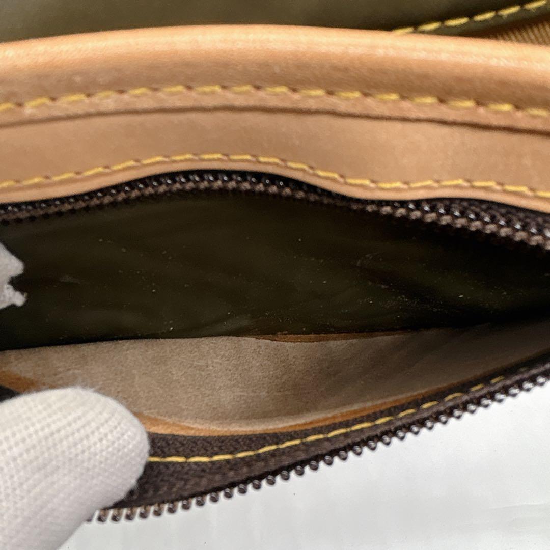 美品 ハンティングワールド バチュークロス×レザーメッセンジャーバッグ ハンド