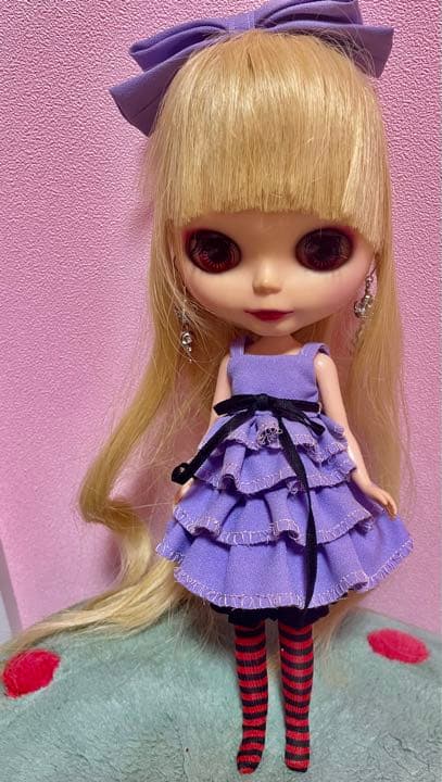 カスタムブライス アイラブユーイットトゥルー 眠り目 プルリング2本 ピアス