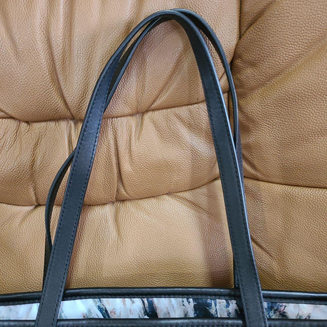 TUMI 抽象デザイン トートバッグ