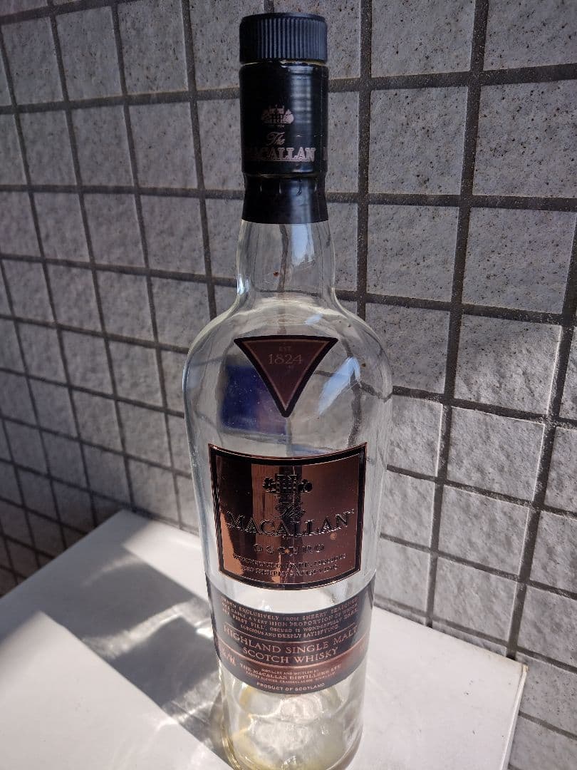 マッカラン　オスクーロ　空瓶